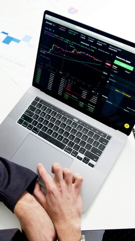 正规汽车租赁合同通用版_正规汽车租赁合同