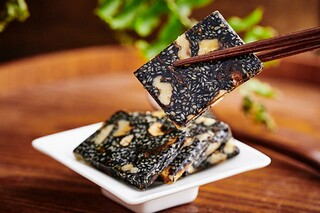 小年发给家长朋友们的祝福语（送给家长小朋友的新年祝福语）
