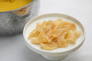 幼儿园中班元旦节优秀活动总结（幼儿园中班元旦活动方案及总结）